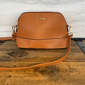 ❗️MOVING SALE❗️ NWOT Faux-Leather Crossbody